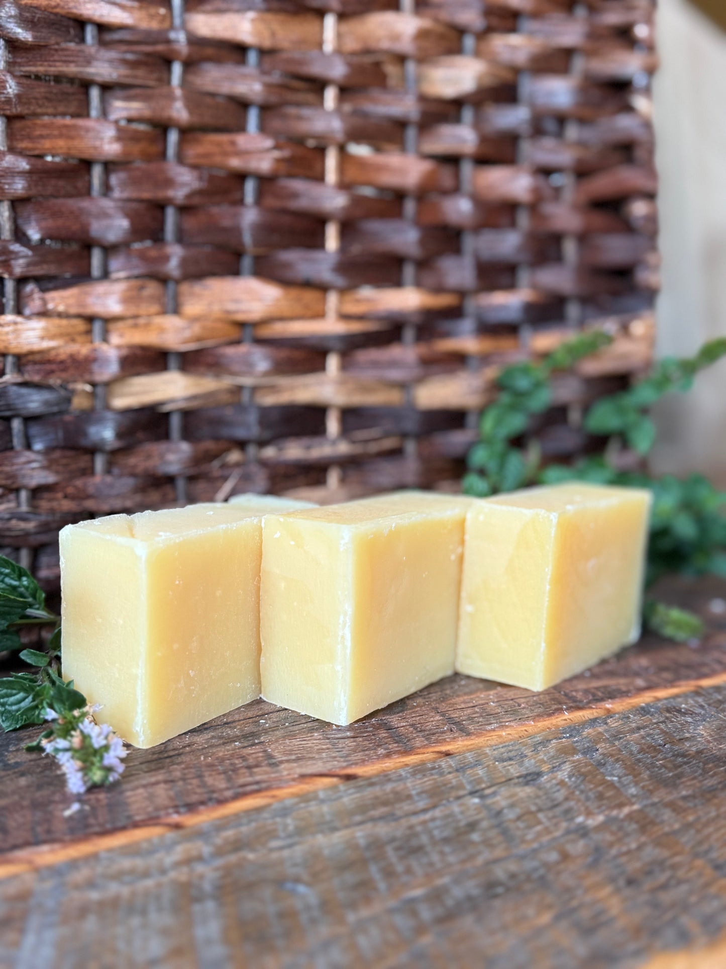 Miller’s Naturally Back to Basics Artisan Handcrafted Tallow Bar Soap – Lemongrass (Amish Made in Ohio)